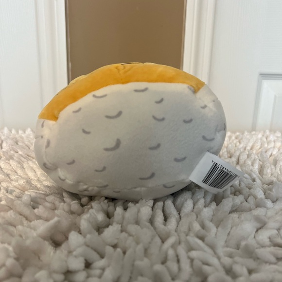 Gudetama Squishmallow Sushi Roll - Picture 4 of 8